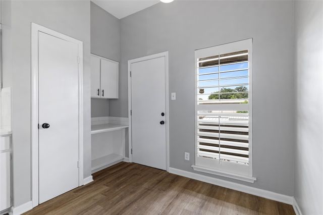 10437 High Hollows Drive 219, Dallas, TX 75230