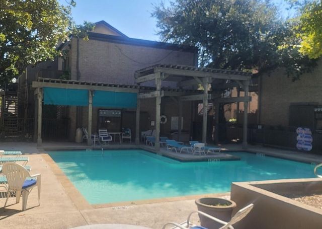 10437 High Hollows Drive 219, Dallas, TX 75230