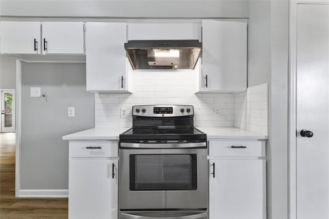 10437 High Hollows Drive 219, Dallas, TX 75230