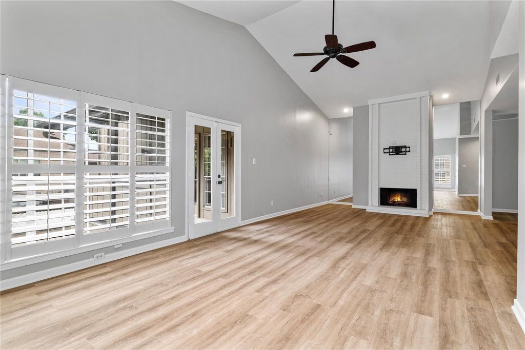 10437 High Hollows Drive 219, Dallas, TX 75230