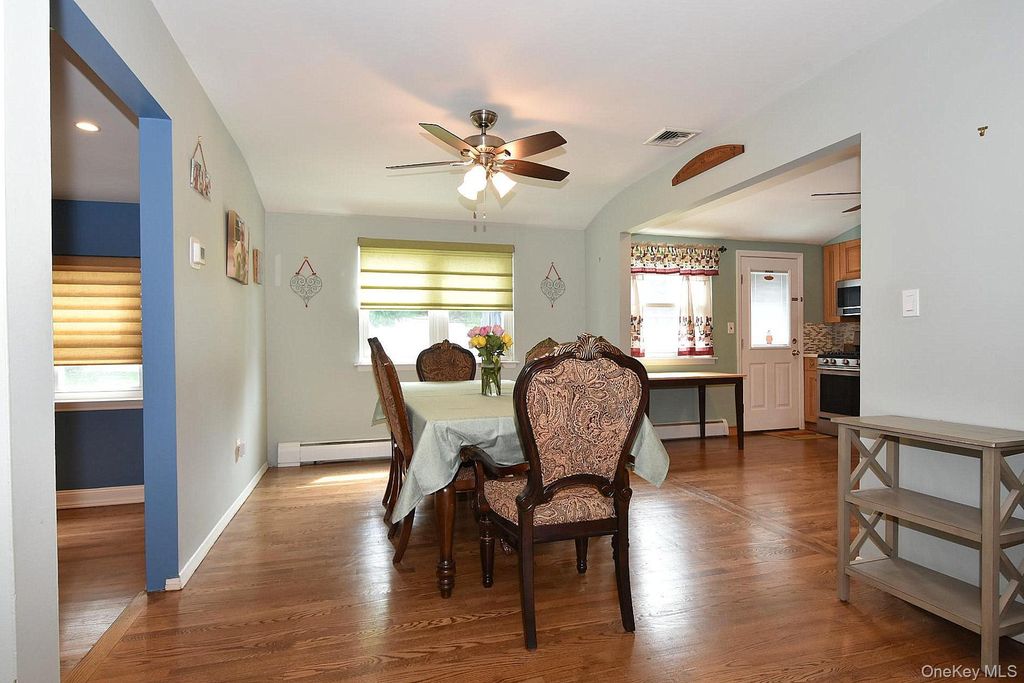 14 Milburn Road, South Setauket, NY 11720 — photo 5