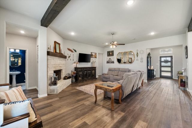 5013 Freestone Drive, Weatherford, TX 76085
