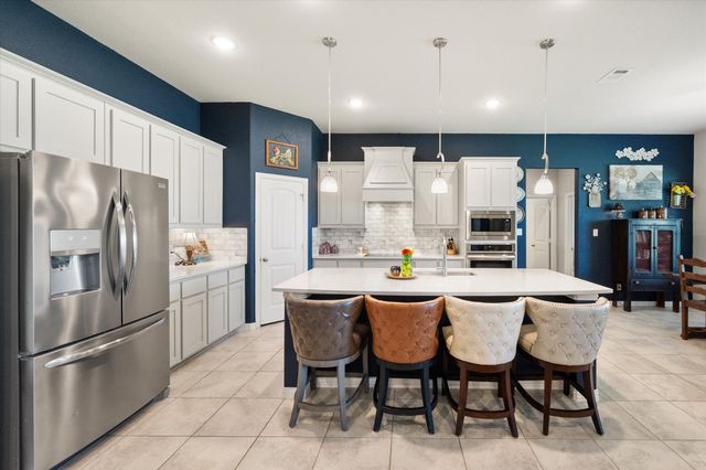 5013 Freestone Drive, Weatherford, TX 76085