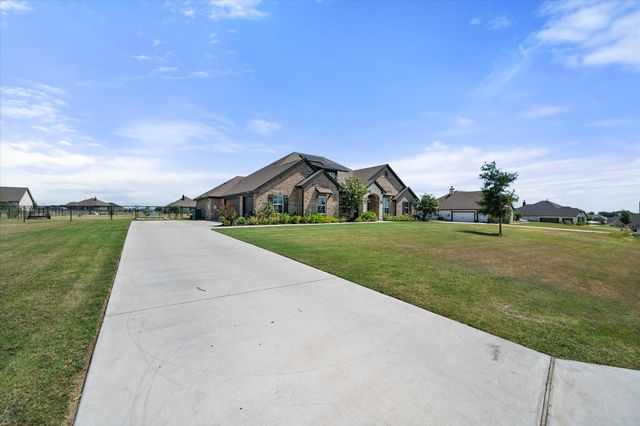 5013 Freestone Drive, Weatherford, TX 76085