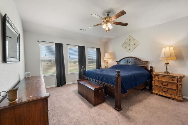 5013 Freestone Drive, Weatherford, TX 76085