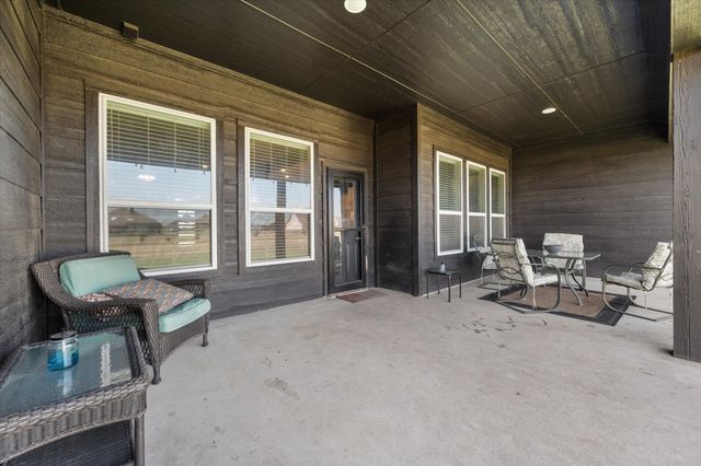 5013 Freestone Drive, Weatherford, TX 76085