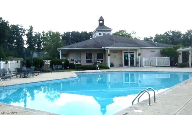 10269 River Run Lane, North Royalton, OH 44133