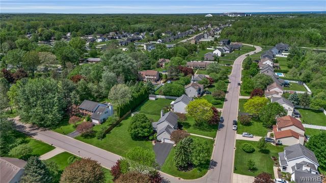 62 Burbank Drive, Orchard Park, NY 14127