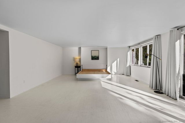 1166 Old Racebrook Road, Woodbridge, CT 06525