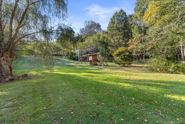 1166 Old Racebrook Road, Woodbridge, CT 06525