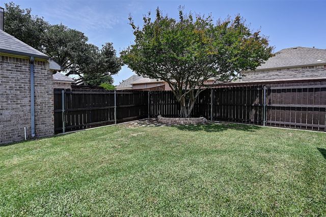 7512 Blossom Lane, Frisco, TX 75034