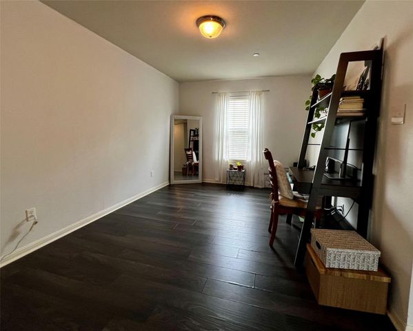 1900 Little Elm TRL 3, Cedar Park, TX 78613