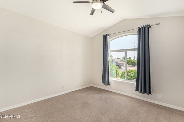 3334 N 42ND Street, Phoenix, AZ 85018