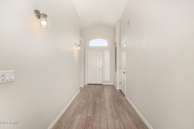 3334 N 42ND Street, Phoenix, AZ 85018