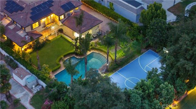 300 W Longden, Arcadia, CA 91007