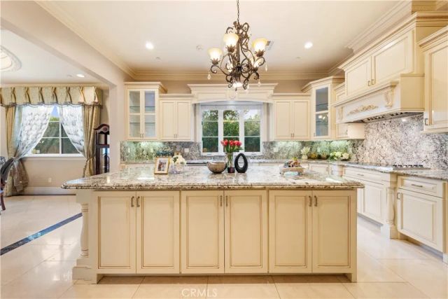300 W Longden, Arcadia, CA 91007
