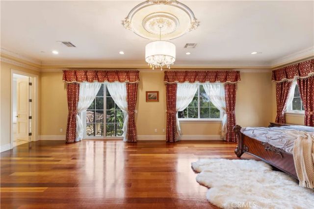 300 W Longden, Arcadia, CA 91007