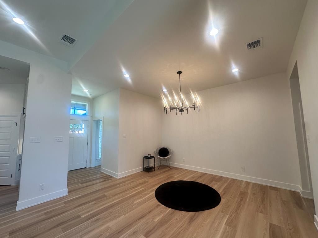 Image 21 of property listing at 3604 Grandview Drive, San Angelo, TX 76904