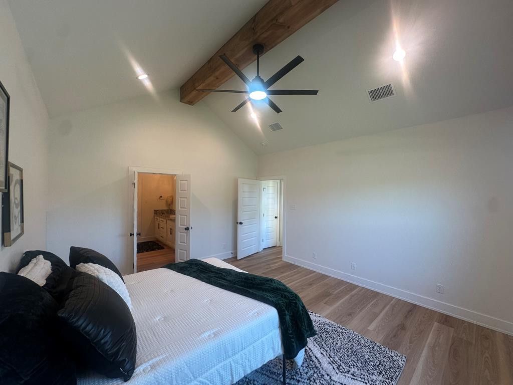 Image 9 of property listing at 3604 Grandview Drive, San Angelo, TX 76904
