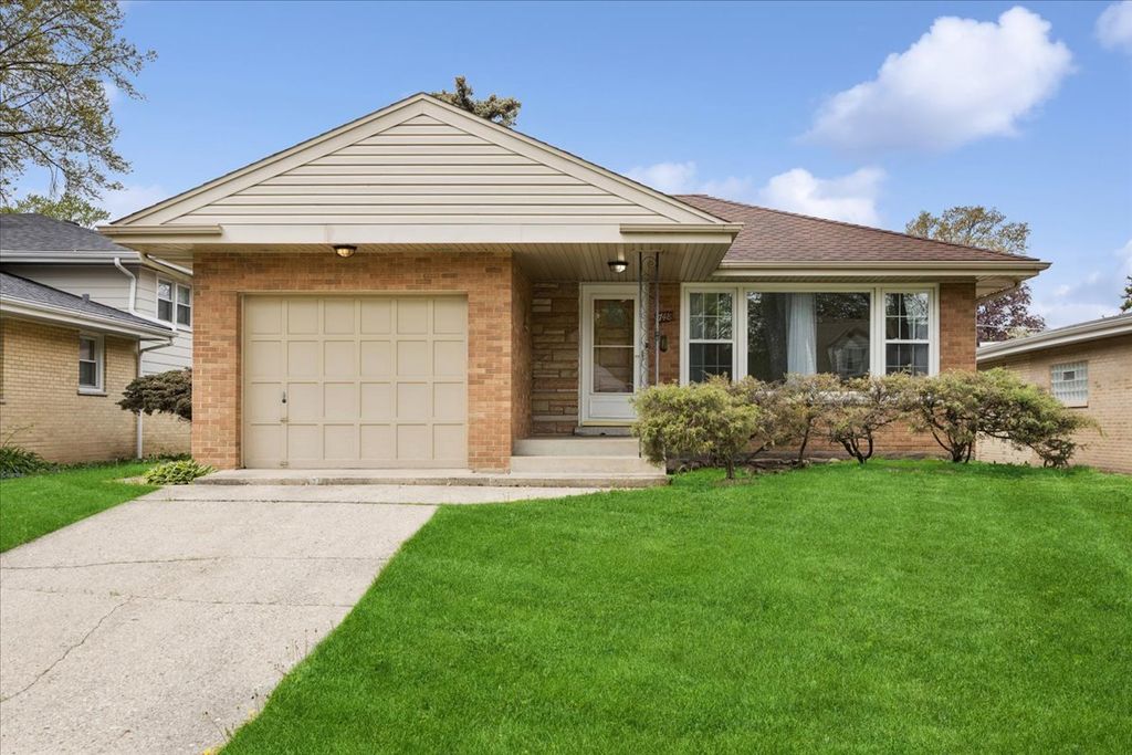 748 N Rohde Avenue, Hillside, IL 60162