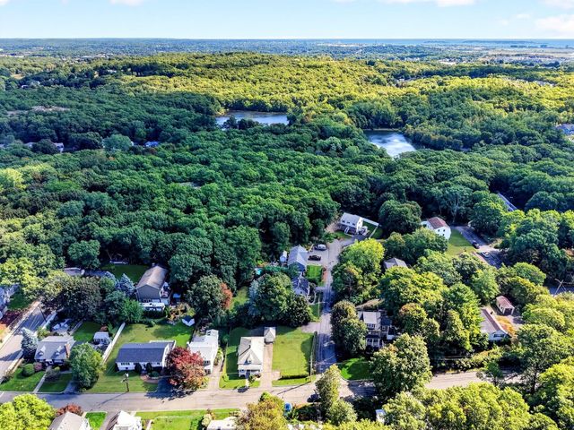 83 Beacon Street, Melrose, MA 02176