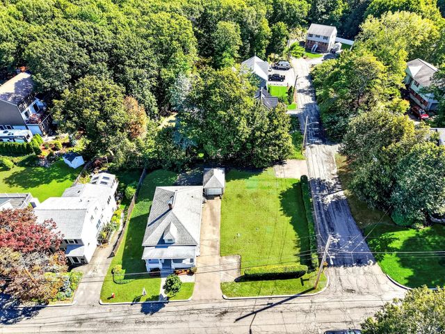 83 Beacon Street, Melrose, MA 02176