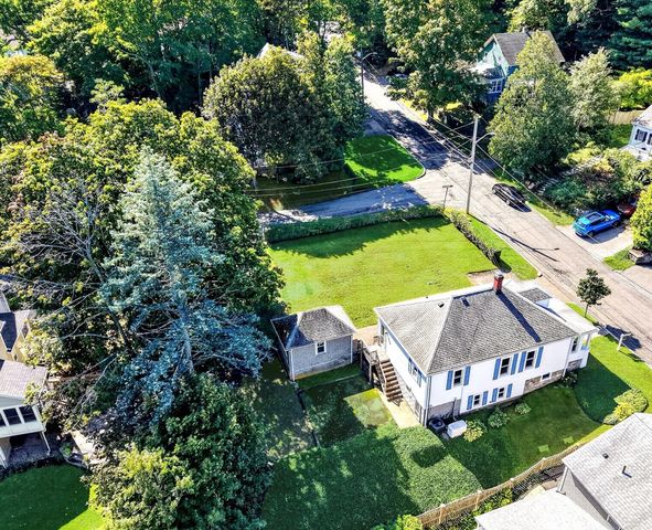 83 Beacon Street, Melrose, MA 02176