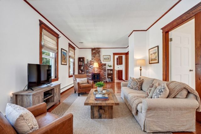 83 Beacon Street, Melrose, MA 02176