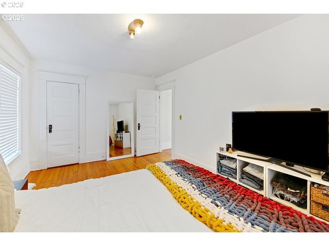 3821 N GANTENBEIN Ave, Portland, OR 97227