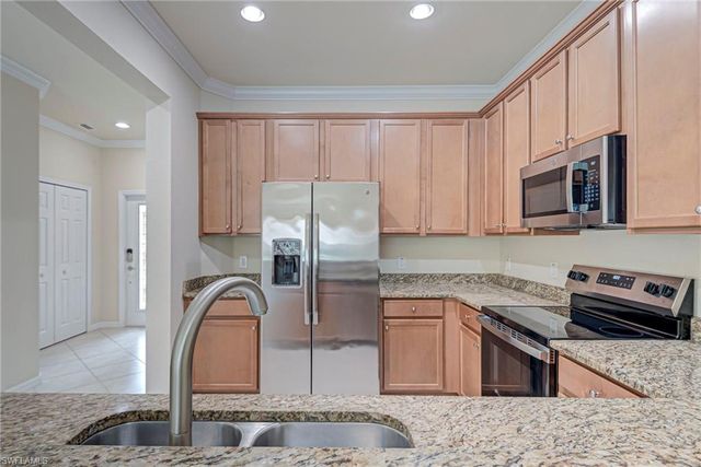 8103 Summerfield ST, Fort Myers, FL 33919