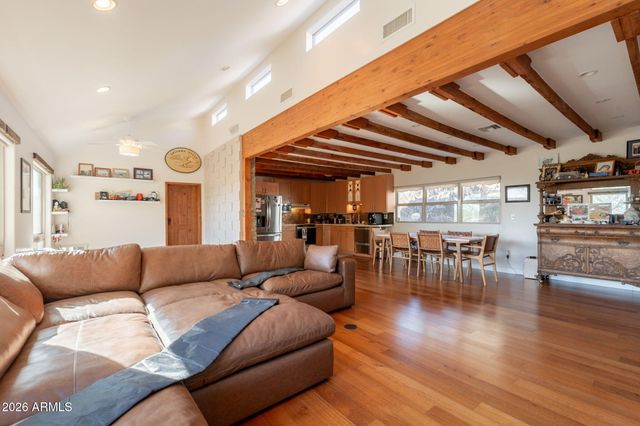 1902 E CORTEZ Street, Phoenix, AZ 85020