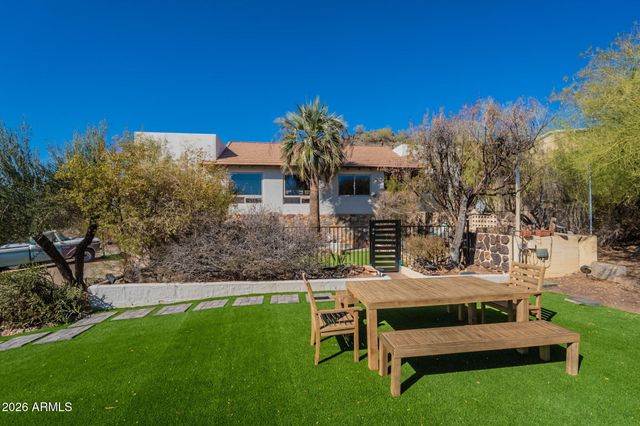 1902 E CORTEZ Street, Phoenix, AZ 85020