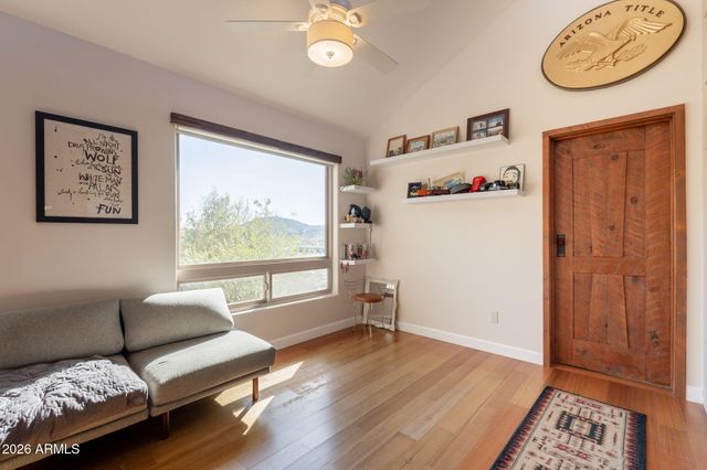 1902 E CORTEZ Street, Phoenix, AZ 85020