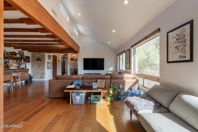 1902 E CORTEZ Street, Phoenix, AZ 85020