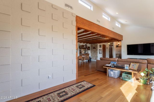 1902 E CORTEZ Street, Phoenix, AZ 85020