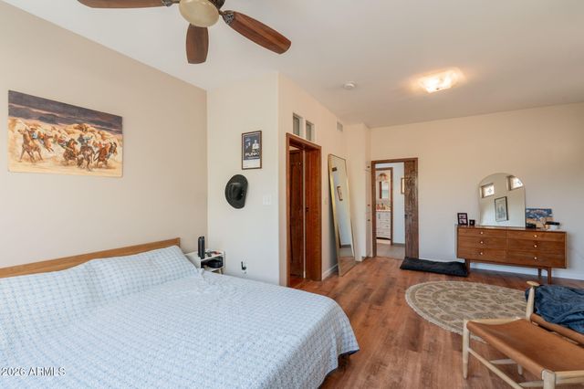 1902 E CORTEZ Street, Phoenix, AZ 85020