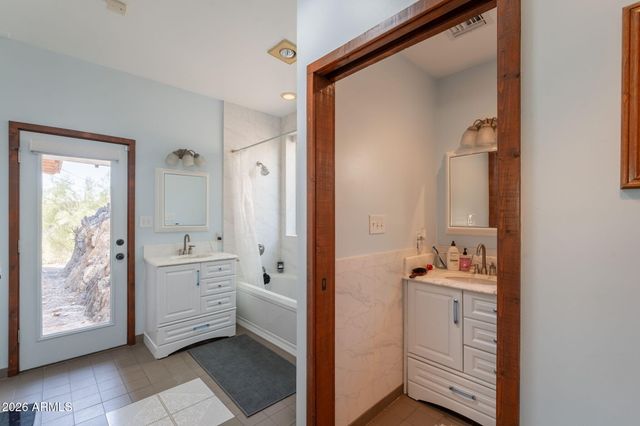 1902 E CORTEZ Street, Phoenix, AZ 85020