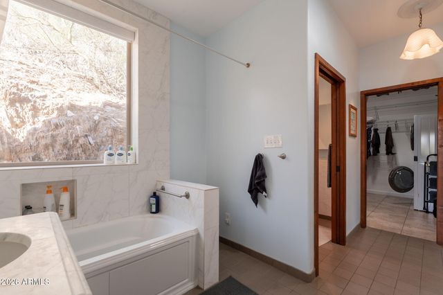 1902 E CORTEZ Street, Phoenix, AZ 85020