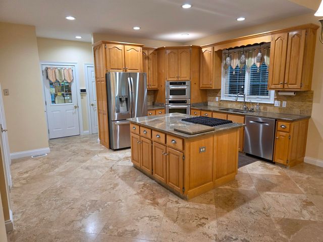 514 Waitsboro Drive, Somerset, KY 42503