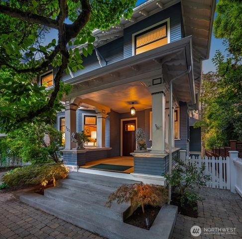 723 12th Avenue E, Seattle, WA 98102