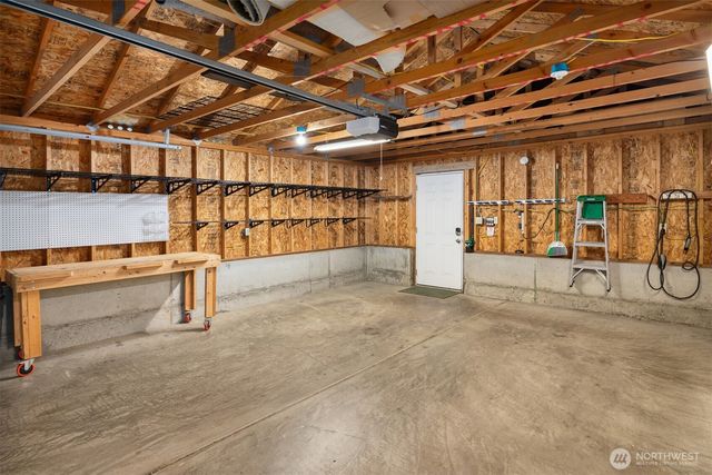723 12th Avenue E, Seattle, WA 98102