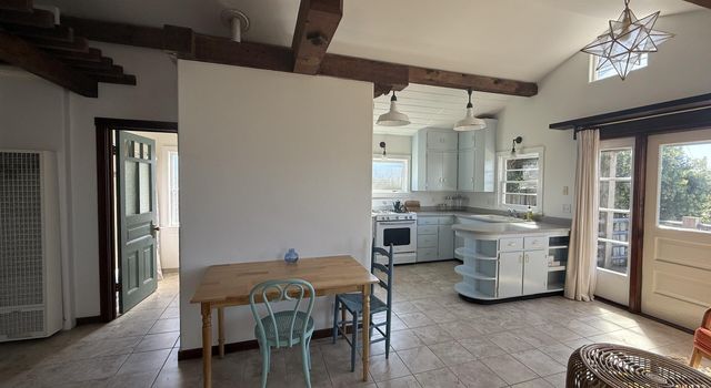 11 Crab Street, King Salmon South, CA 95503