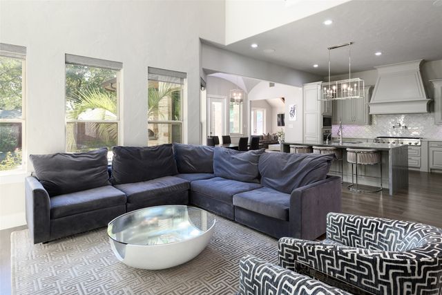 6406 Deloache Avenue, Dallas, TX 75225