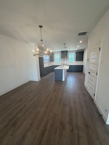 5616 Redcliffe Alley, Thompsons Station, TN 37179