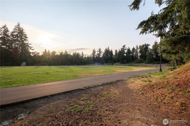 431 S 190th Street, Burien, WA 98148