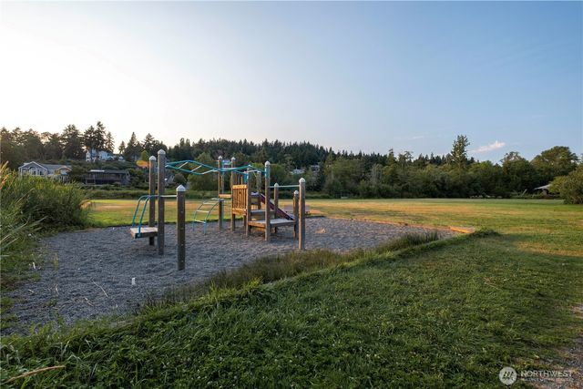 431 S 190th Street, Burien, WA 98148