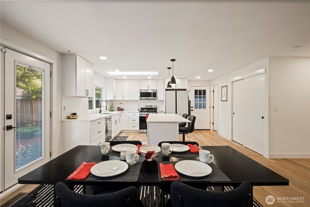 431 S 190th Street, Burien, WA 98148