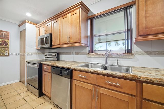 6789 SW 27th Court, Miramar, FL 33023