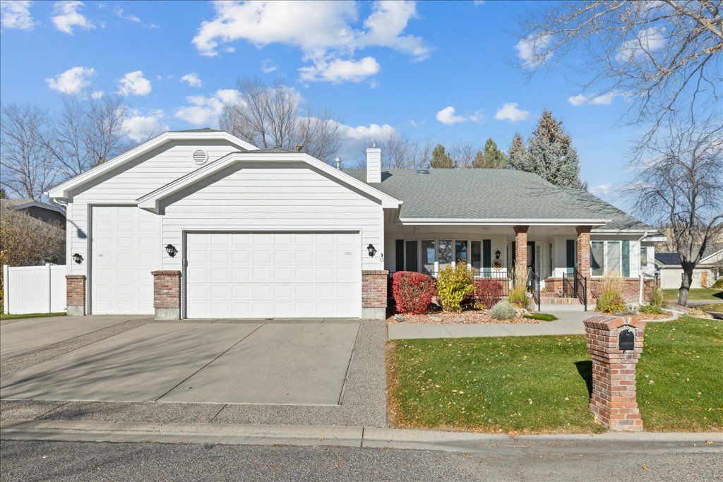 13 Stanford COURT, Billings, MT 59102