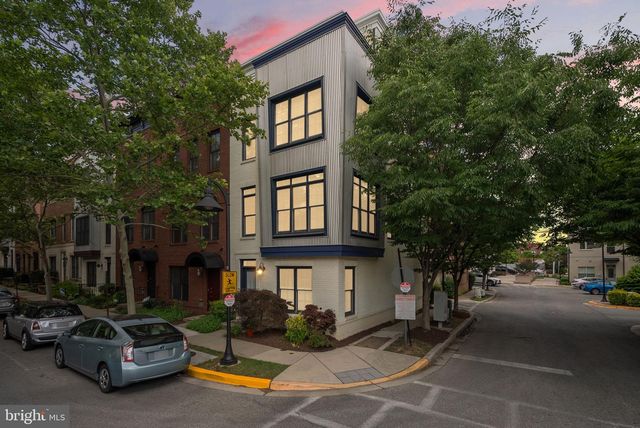 5601 44TH AVE, Hyattsville, MD 20781